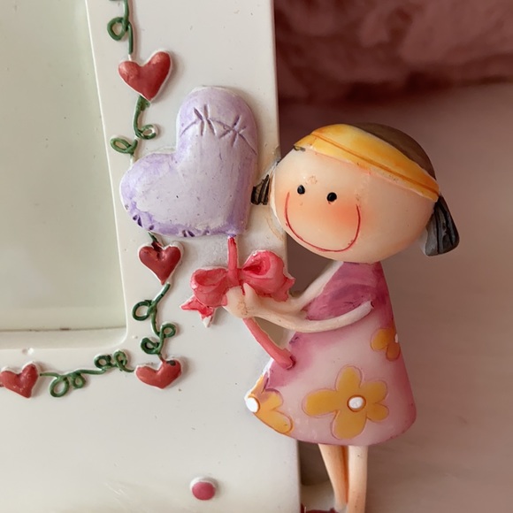 “Mommy loves Me” picture frame. - Picture 2 of 5